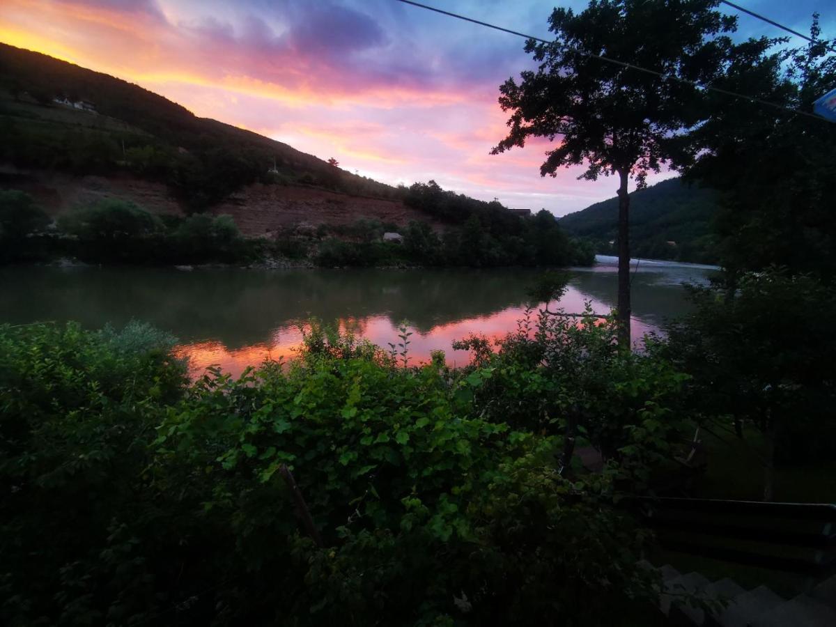 Bed and Breakfast Prenociste Na Drini Foca Exteriér fotografie